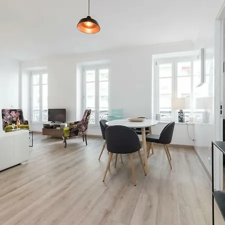 Holiday - Apartment *
